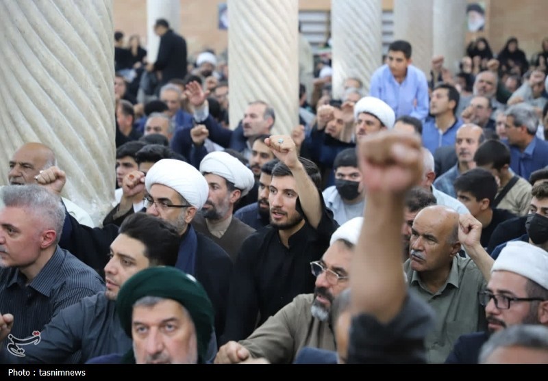 مسجد جامع سنندج؛ میعادگاه مردم کردستان برای تجدید عهد با رهبر شهید