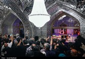 حضور مردم عزادار بر مزار مطهر رهبر شهید انقلاب اسلامی