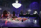 حضور مردم عزادار بر مزار مطهر رهبر شهید انقلاب اسلامی
