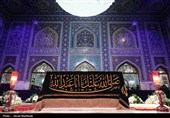 حضور مردم عزادار بر مزار مطهر رهبر شهید انقلاب اسلامی