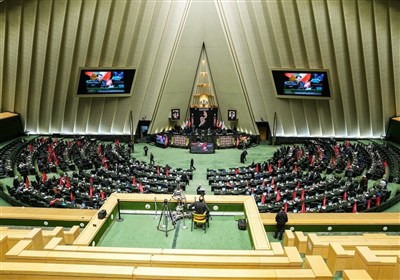 جلسات مجلس با حضور یک‌چهارم نمایندگان در صحن برگزار می‌شود