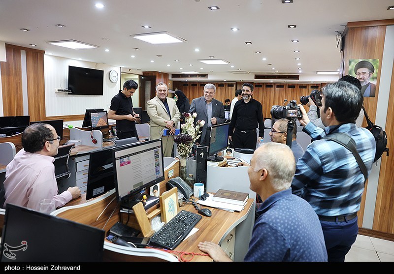 بازدید سید جواد حسینی رئیس سازمان بهزیستی از تحریریه خبرگزاری تسنیم