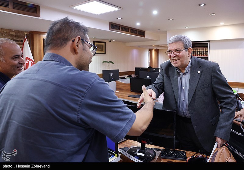 بازدید سید جواد حسینی رئیس سازمان بهزیستی از تحریریه خبرگزاری تسنیم