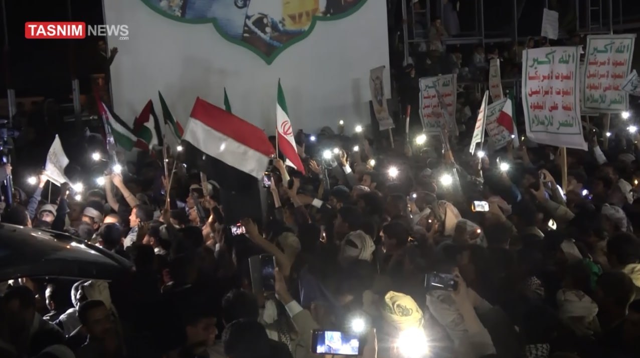 یمن , آخرین تحولات یمن , صنعاء , تشییع آیت‌الله‌العظمی سید علی خامنه‌ای , تشییع امام شهید , تشییع رهبر شهید , شهید امام خامنه ای (ره) , بدرقه آقای شهید ایران , 