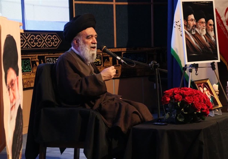 آیت‌الله حسینی خراسانی: تکریم فقها باید در زمان حیات آنان انجام شود