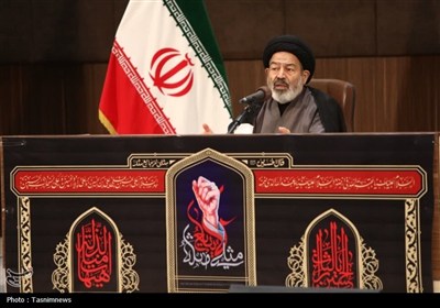 رایزنی با دولت و بانک مرکزی برای تأمین ارز حج 1406 ادامه دارد