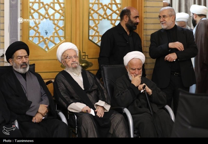آیت الله مکارم شیرازی , رهبر انقلاب , شهید امام خامنه ای (ره) , حضرت معصومه (س) , 