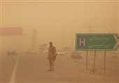 سرعت طوفان گردوخاک سیستان از مرز 100 کیلومتر بر ساعت گذشت