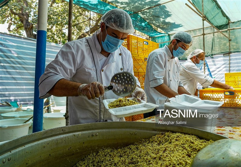 خدمت‌رسانی 50 موکب بروجرد به زائران اربعین