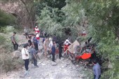25 مصدوم و 5 جان‌باخته در حادثه واژگونی مینی‌بوس محور کوهسرخ به کاشمر