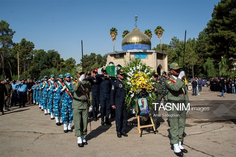 تشییع پیکر سرتیپ دوم خلبان شهید محمد کاظمی - شیراز