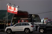 پیاده روی زائرین اربعین حسینی به یاد رهبر شهید انقلاب