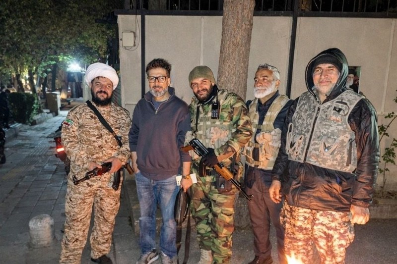 بازیگران , اکبر عبدی , هنرمندان , 