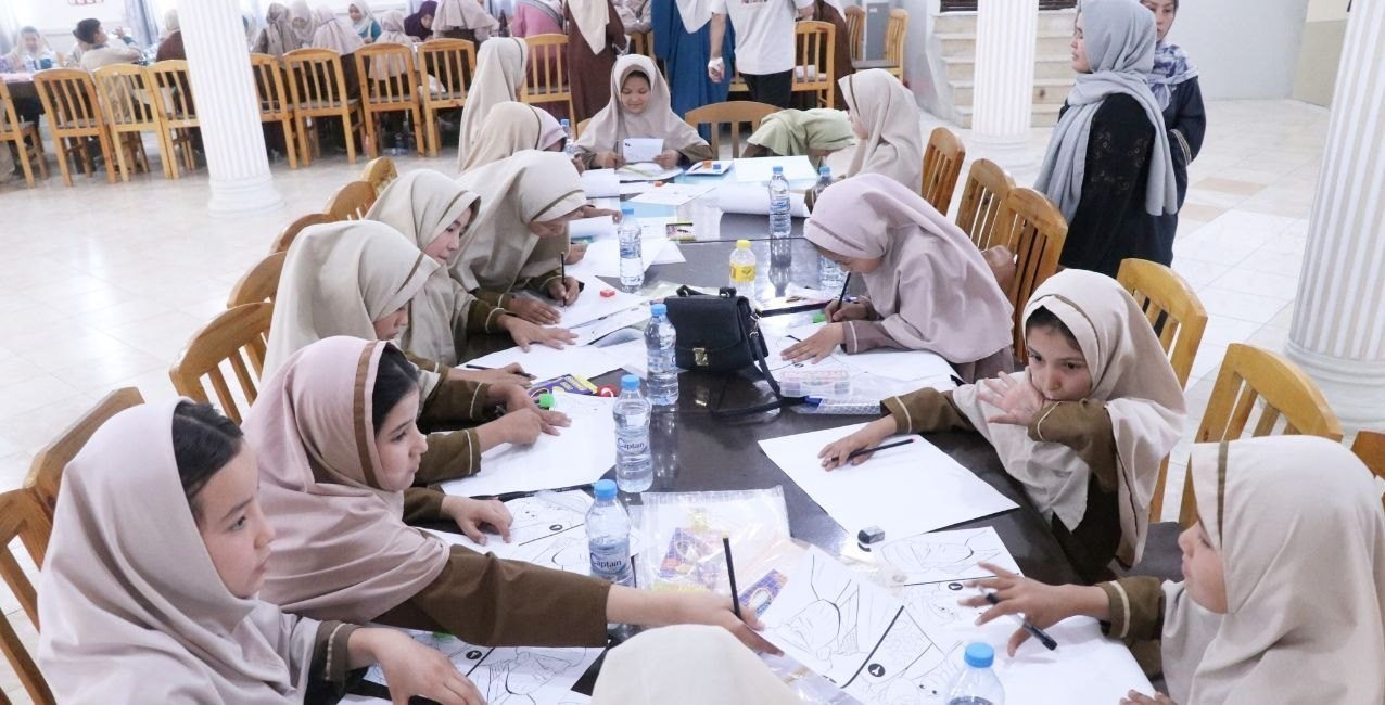 کشور افغانستان , جمهوری اسلامی ایران , نقاشی , مدرسه شجره طیبه میناب , رهبر انقلاب , 