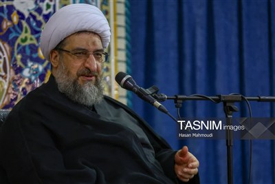مدیریت و ساماندهی عفاف و حجاب باید به بانوان سپرده شود