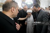 حضور آیت‌الله سبحانی در جوار مزار رهبر شهید انقلاب