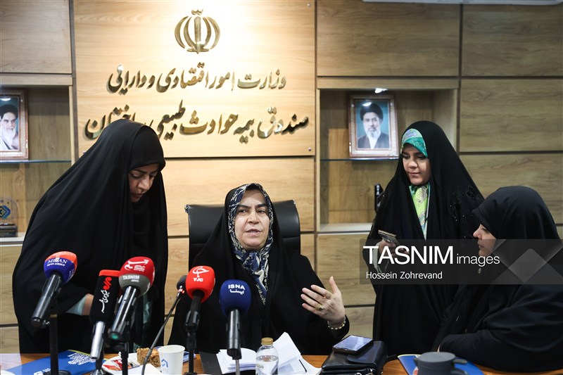 نشست خبری فاطمه مقصودی، عضو کمیسیون اقتصادی مجلس شورای اسلامی با ا اصحاب رسانه