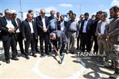 بازدید خبرنگاران ملی و استانی از مسکن ملی اردبیل 