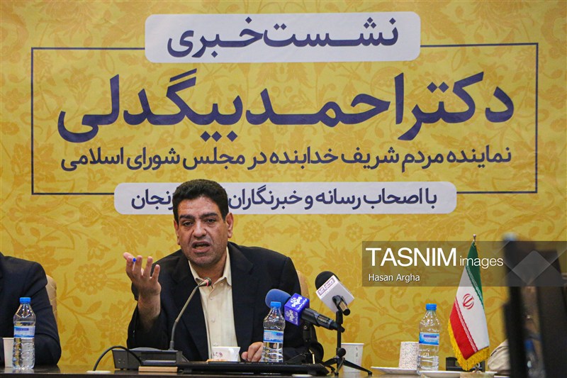 افزایش قیمت بنزین منطقی نیست