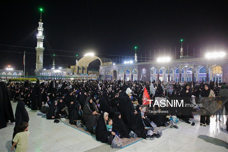 مسجد جمکران , امام حسن عسکری (ع) , امام زمان (عج) , 