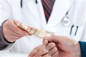محکومیت پزشک متخلف به دلیل دریافت وجه اضافی