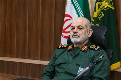 اللواء وحيدي: الشباب الإيراني يدافع في كافة الميادين عن عزّة وطنه