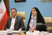 زهرا بهروزآذر 