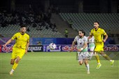 دیدار تیم های فوتبال فجر شهید سپاسی شیراز و ذوب آهن اصفهان