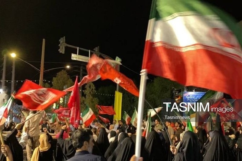 شبهای مقاومت در قم؛ پاسخ مردم به یاوهگویی ترامپ+ فیلم اخبار قم , رهبر انقلاب ,