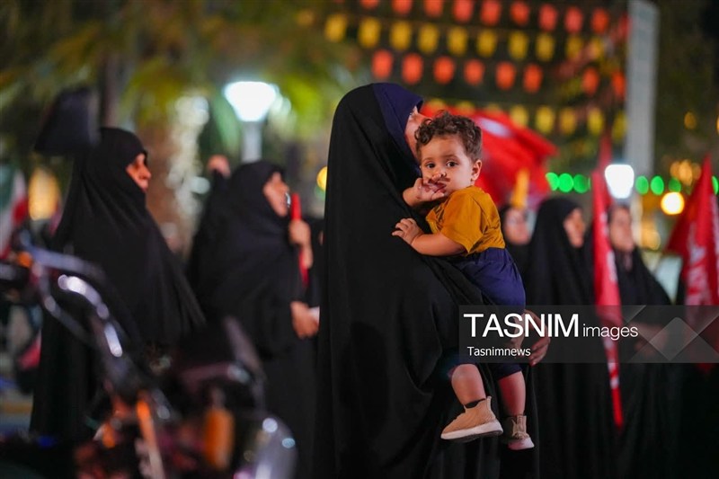 شبهای مقاومت در قم؛ پاسخ مردم به یاوهگویی ترامپ+ فیلم اخبار قم , رهبر انقلاب ,