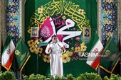 جشن ویژه زائران عرب‌زبان در حرم مطهر رضوی