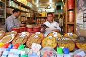 این شهر دارای سوغاتی های متنوعی است که اکثر مردم ایران این شهر را به سبب سوهان مرغوب آن می شناسند.