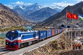اکثر من 100 قطار شهریا تتجه من الصین الى ایران