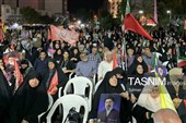 191شب اجتماع شبانه و وحدت آفرین مردم بوشهر در میدان