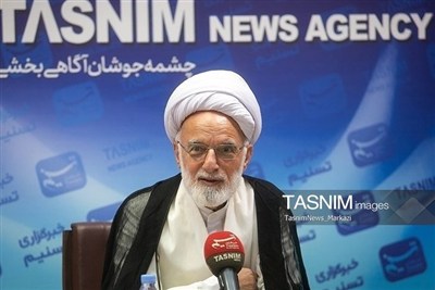 تذکر چندباره آیت‌الله دری‌نجف‌آبادی نسبت به پیری جمعیت