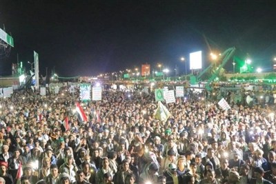 جشن مردم صنعا پس از فتح الفتوح رزمندگان یمنی؛ به پیش تا رفع محاصره