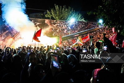 Tehran Marks 200th Consecutive Night of Rally in Support of Islamic Republic