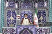 امام جمعه قم: ملت ایران برای حفظ استقلال و عزت همچنان باید مقاومت کند