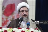 نگاه پزشک‌محور و تبعیض در نظام سلامت اصلاح شود