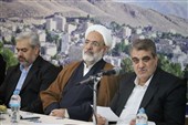 استاندار سمنان: شهرداری‌ها به سمت درآمدهای پایدار حرکت کنند