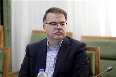 تأکید معاون وزیر نفت بر تسهیل امور پتروشیمی با توان بخش خصوصی