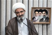 امام جمعه سمنان: مدیریت اقتصادی کشور نیازمند تصمیم‌های دقیق است