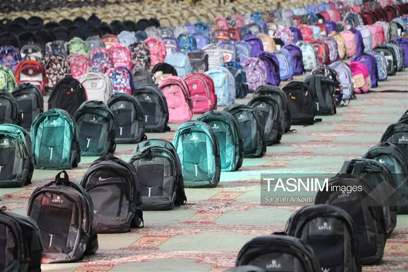 توزیع 13500 بسته لوازم‌التحریر میان دانش‌آموزان نیازمند قزوین