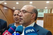 خلاء محدودیت تردد خودروها در مناطق آزاد باید برطرف شود