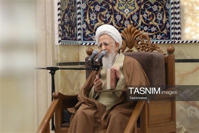 تأکید آیت‌الله جوادی آملی بر ایستادگی در برابر تجاوز آمریکا و اسرائیل