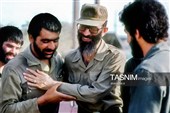 تصاویری از رهبر شهید انقلاب در دوران دفاع مقدس