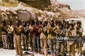 تصاویری از رهبر شهید انقلاب در دوران دفاع مقدس