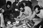 تصاویری از رهبر شهید انقلاب در دوران دفاع مقدس