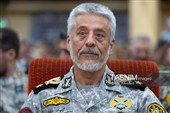 امیر دریادار «حبیب‌الله سیاری» رئیس ستاد و معاون هماهنگ‌کننده ارتش جمهوری اسلامی ایران در نخستین جشنواره ملی سرباز ایرانی