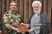 دیدار فرماندهان نیروهای مسلح با نماینده ولی‌فقیه در کردستان